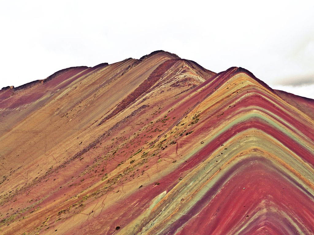 Montañas arcoíris Perú