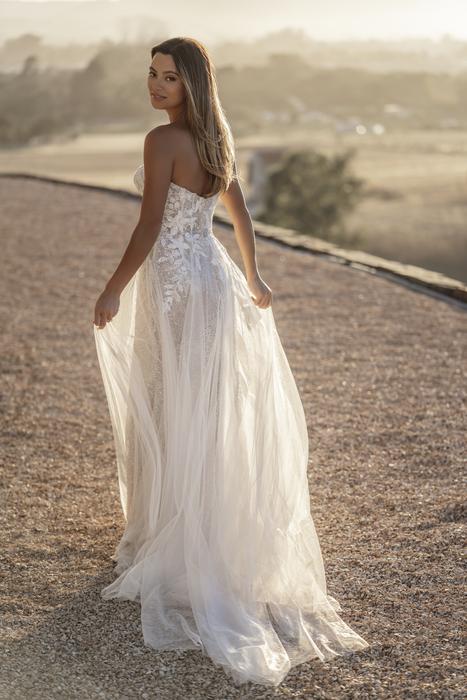Bridal shops (2)