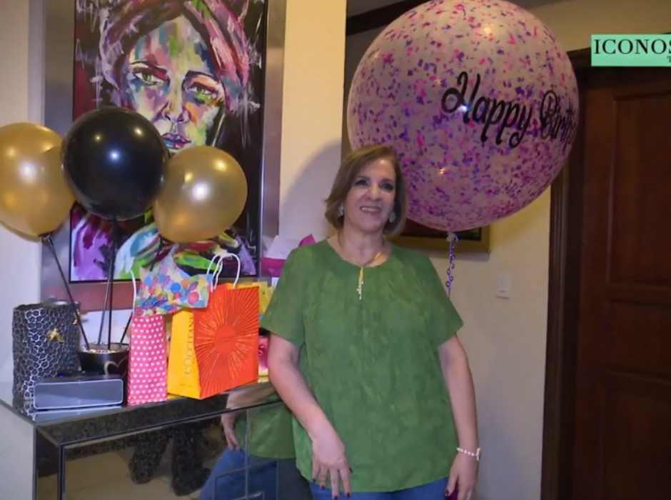 Martha Araujo es agasajada por su cumpleaños