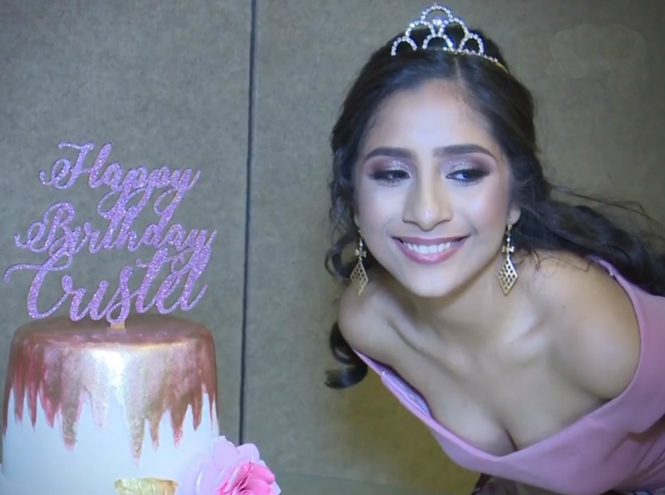 Alejandra Coto es agasajada por sus quince años