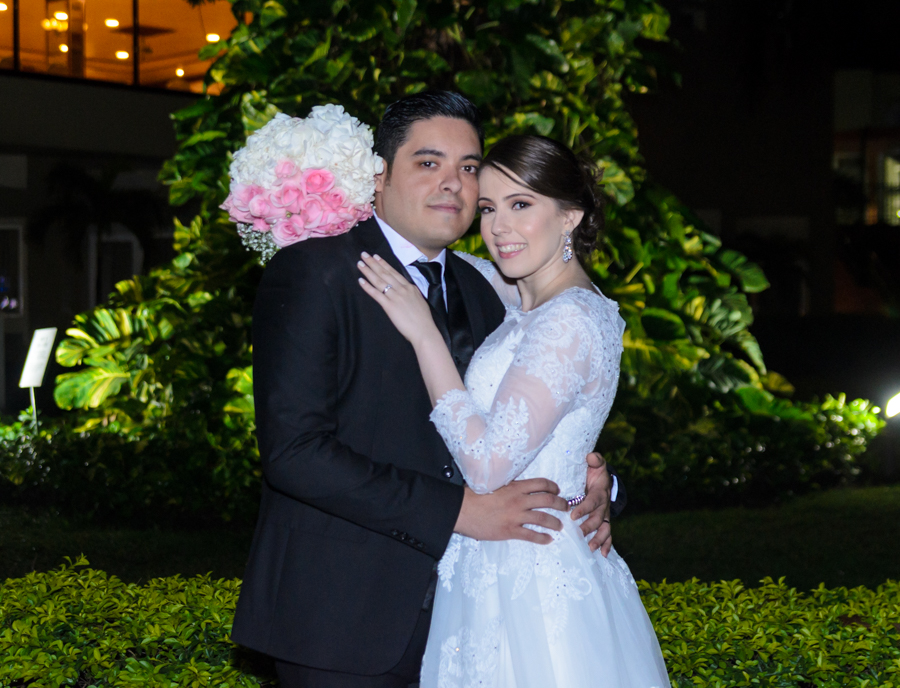 La boda de Paola Caballero y Ariel Sandoval
