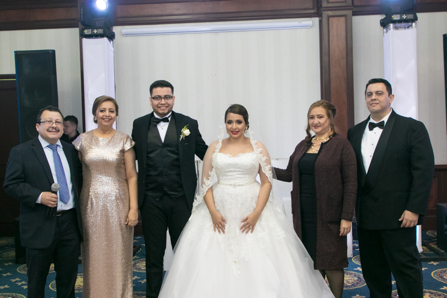 Adriana Garay y Bryan Alfaro