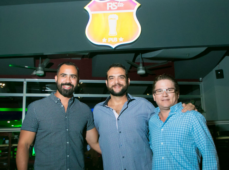 Inauguración Bar R5ta