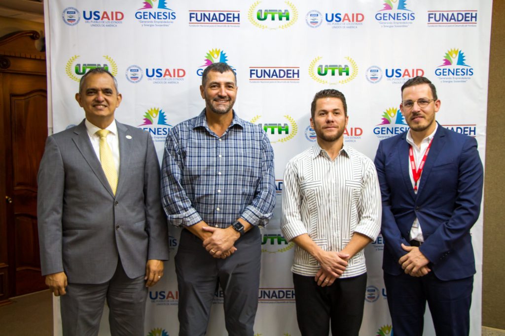 Convenio Uth y Funadeh