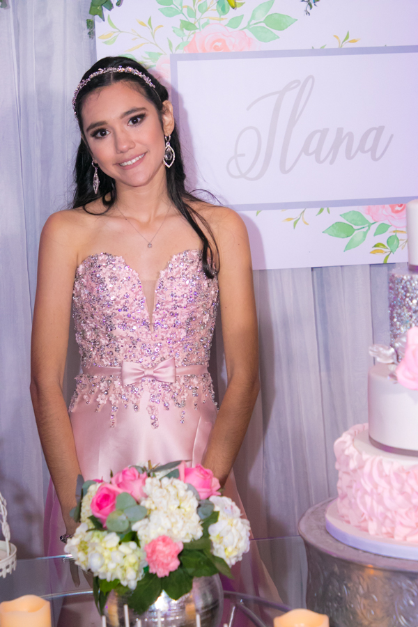 Quince años Ilana Sucrovich