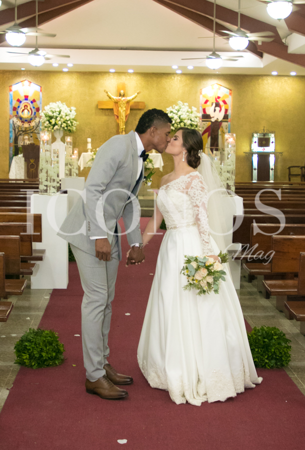 La boda religiosa de Tita Torres y Carlo Costly