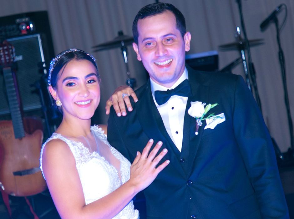 Boda de Audrey Verdial y Javier Batres