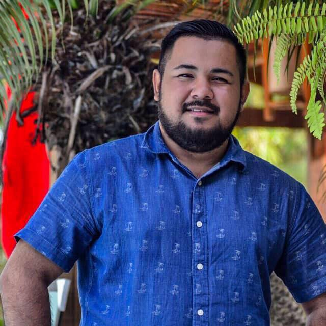 Josué Cover y Carlos Hernández, estudiante de UNAH-VS en Sudamérica