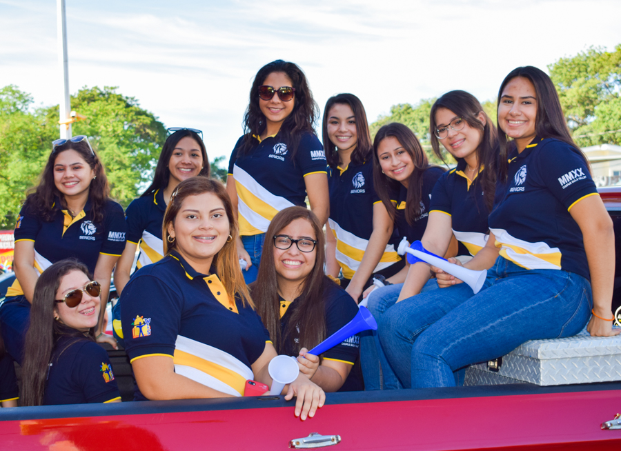 Seniors Entrance Clase 2020 Western International School