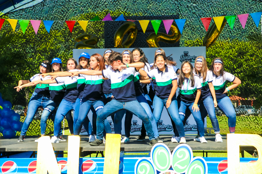 Seniors Entrance Clase 2020 Academia Americana