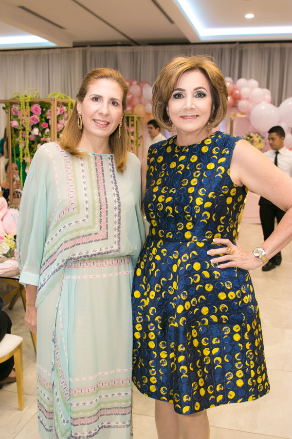 El baby shower para Mónica Hernández de Handal