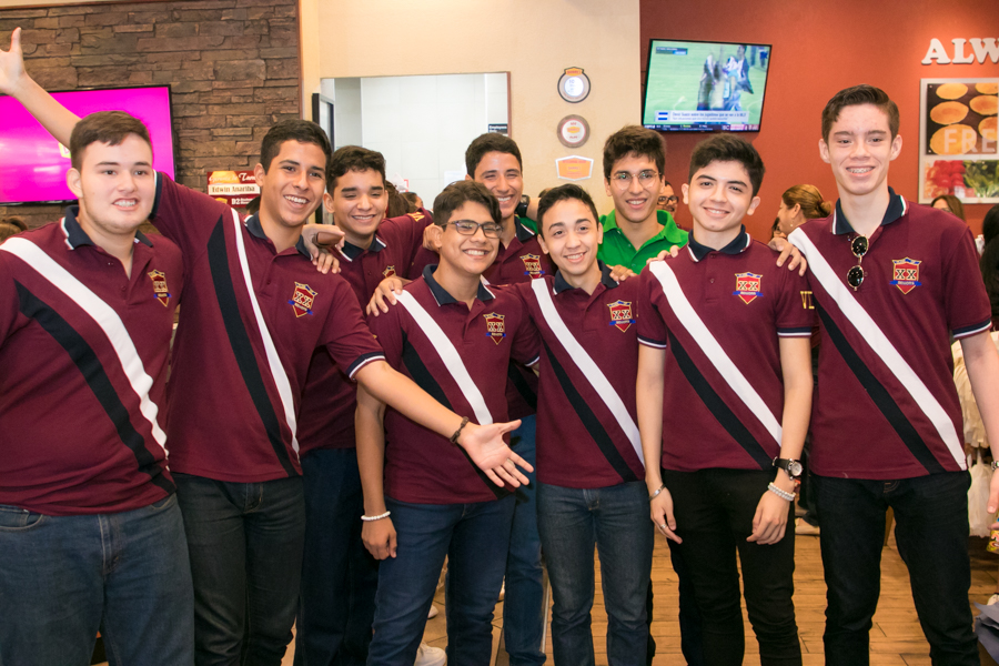 Seniors Entrance Clase 2020 Villas del Campo School
