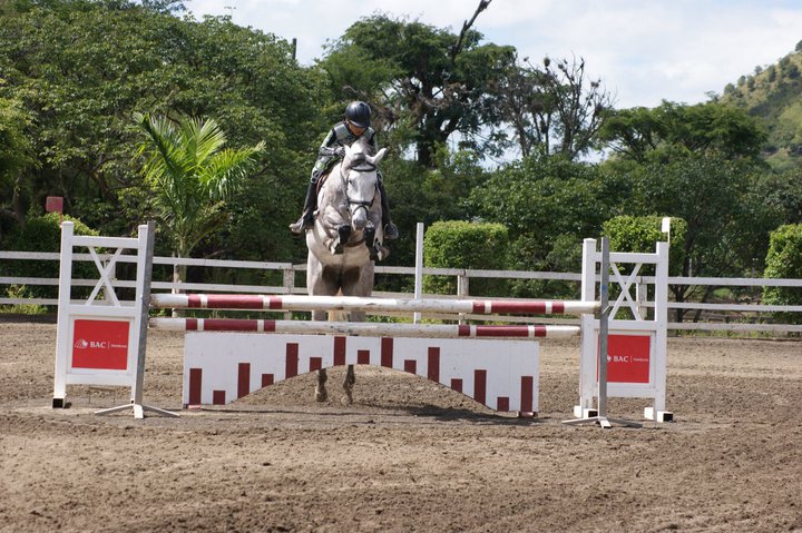 Fallece Ariel Arcaya