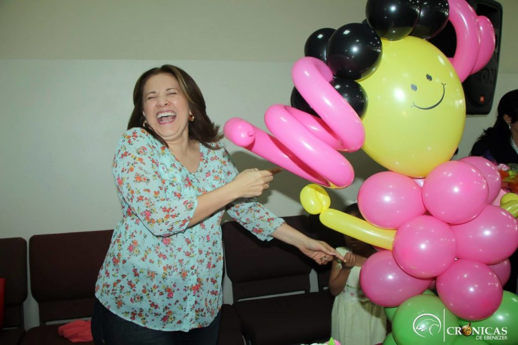 50 años de la pastora Ninoska de Ponce