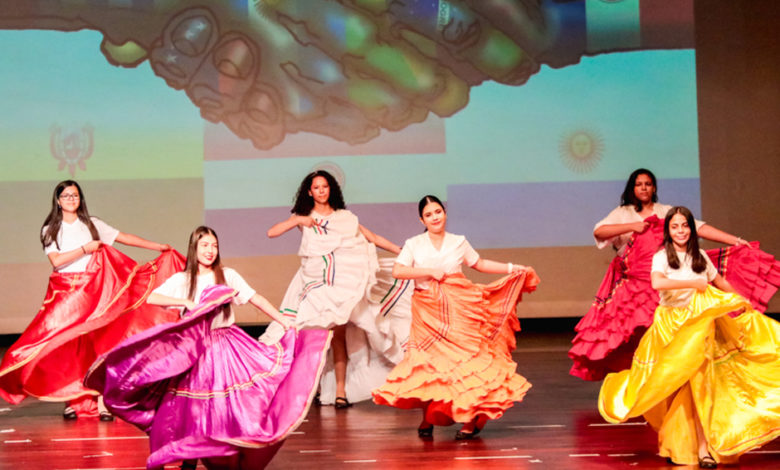 Talent Show 2019 de la Adonay Bilingual School