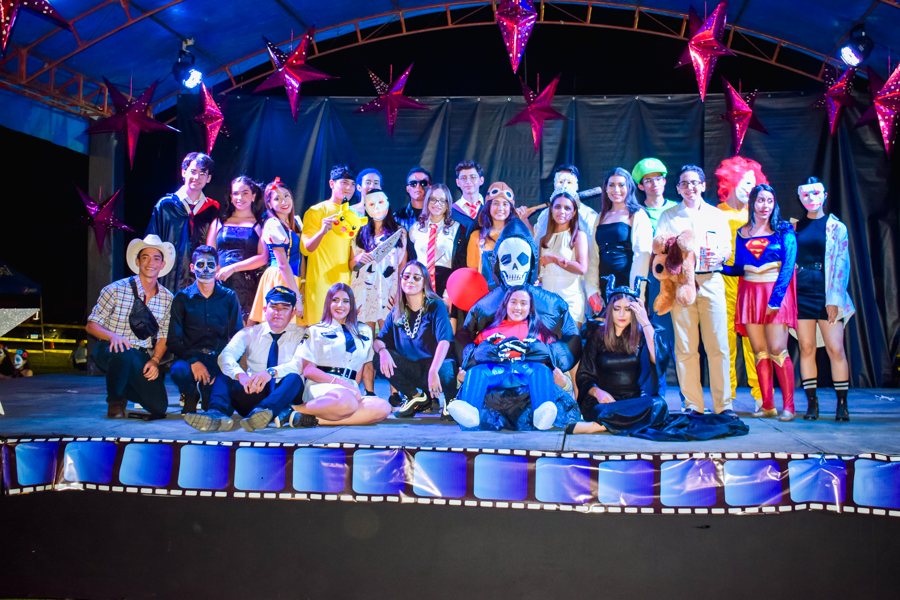 Festival de disfraces de la Academia Americana 2019