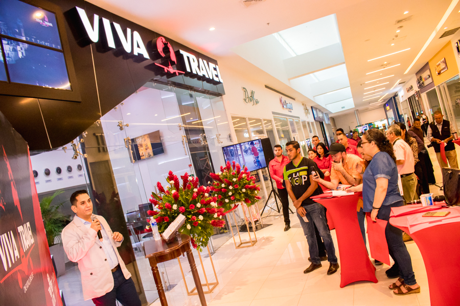 Inauguración Viva Travel Megamall