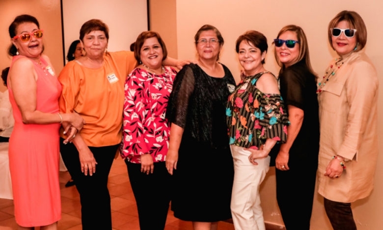 Promoción Secretarias IDE 1979