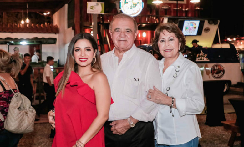 El Estadio Food Trucks Park