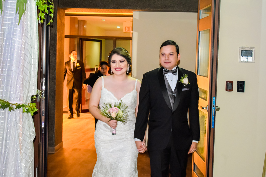 La boda de Enma Gonzalez y Mario Banegas