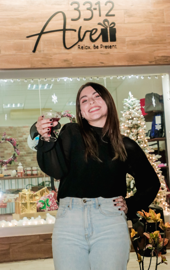 La inauguración de la tienda Ave