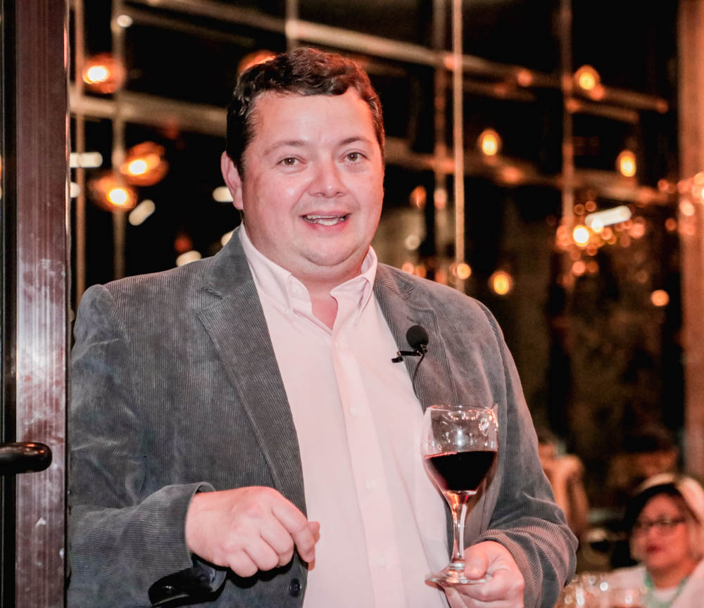 La cata de vinos by Kapé Bistro