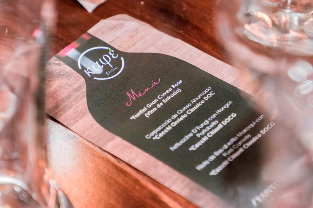 La cata de vinos by Kapé Bistro
