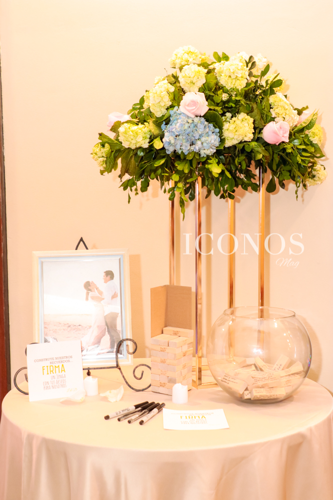 Laura Medina y Denis Lardizábal