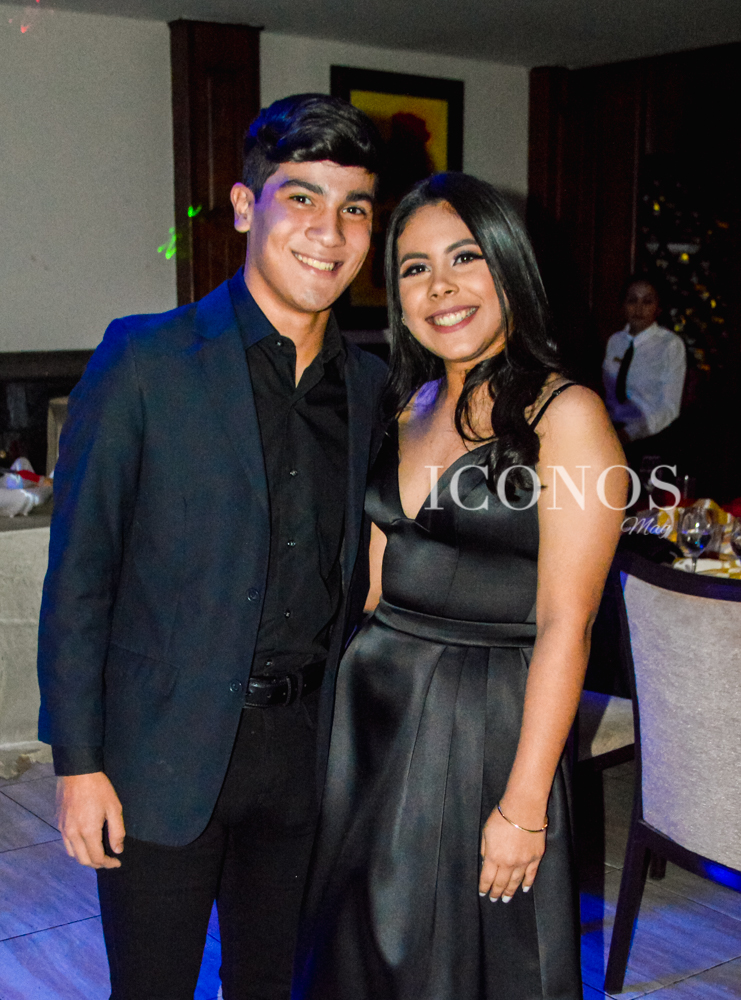 La cena decembrina Seniors Academia Americana 2020