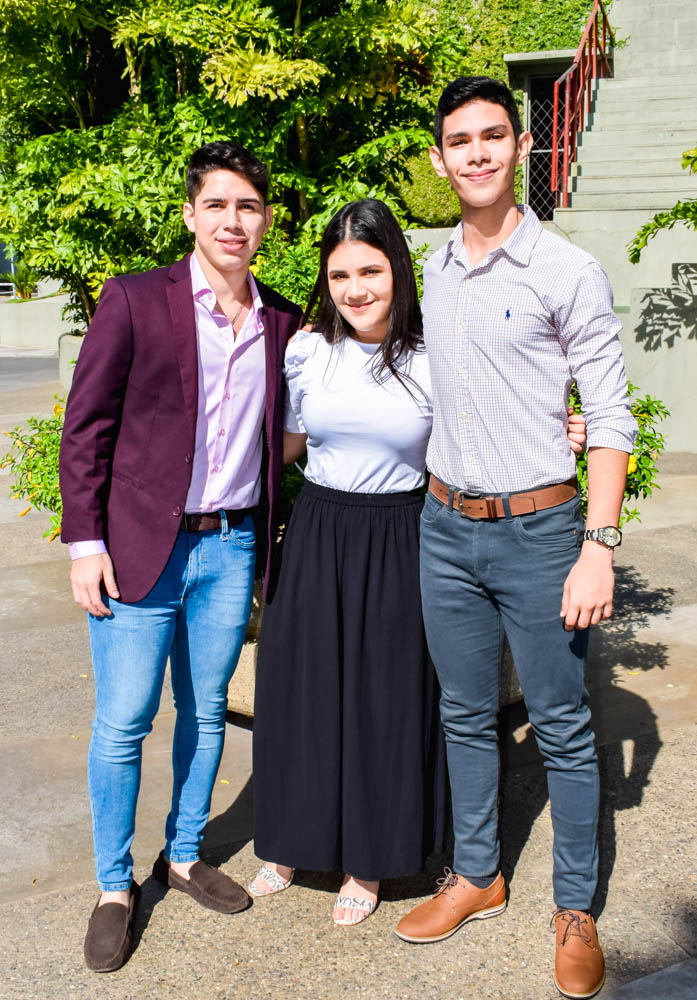 Seniors Adonay Bilingual School 2019