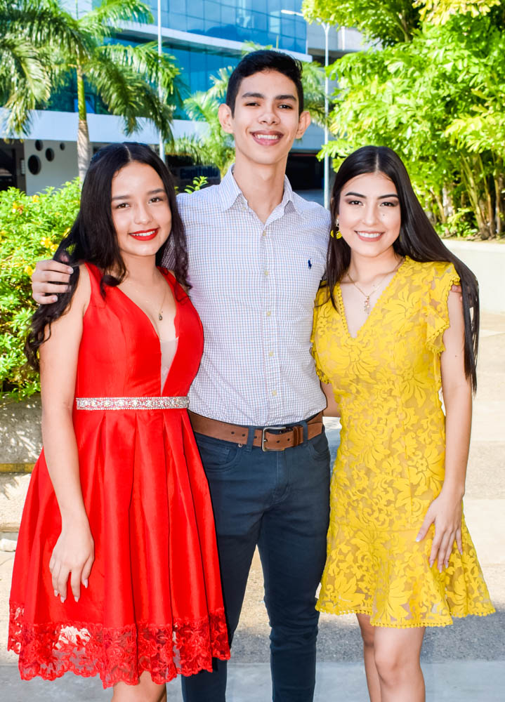 Seniors Adonay Bilingual School 2019