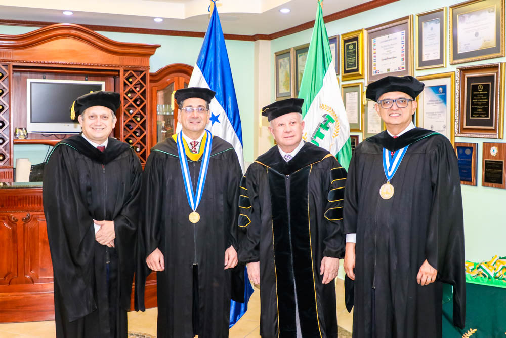 La graduación UTH 2019 campus San Pedro Sula