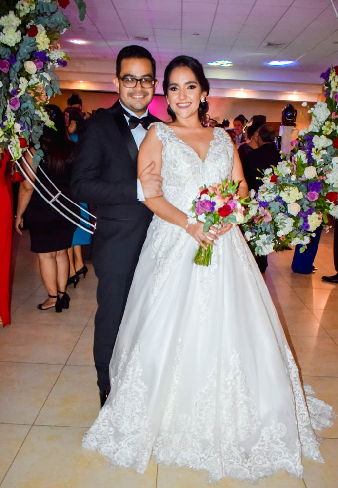 La boda de Cecilia Amaya y Frank Sobalvarro