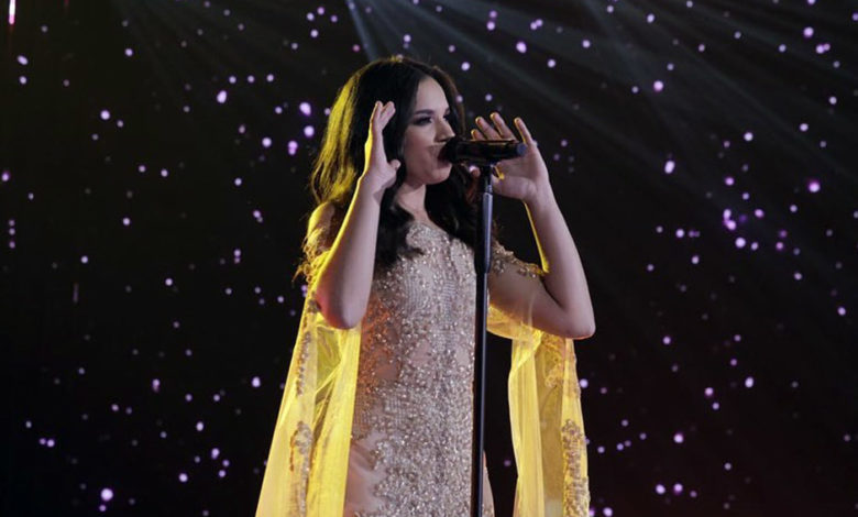 Angie Flores en La Academia México 11