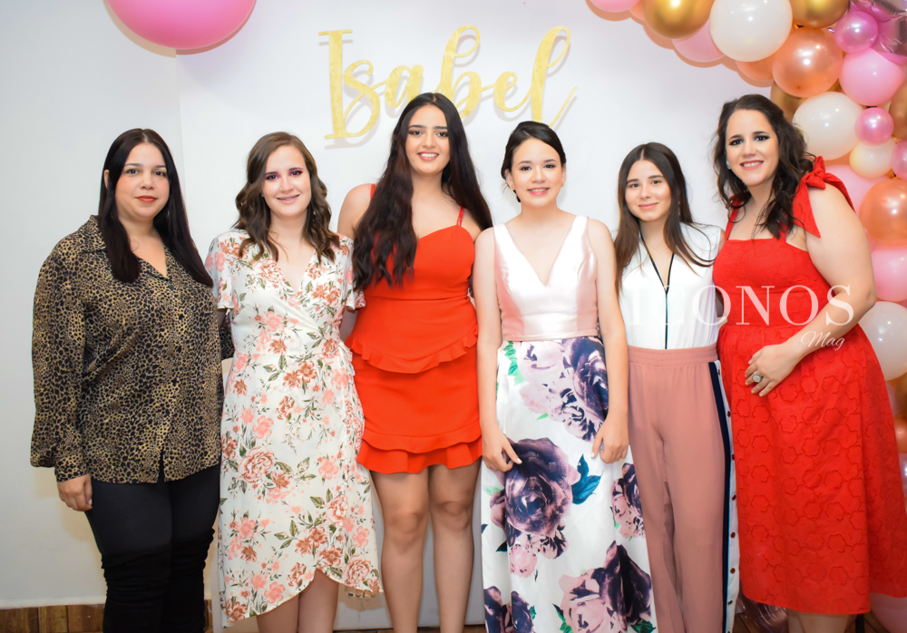 Quince años de Isabel Sierra Paz