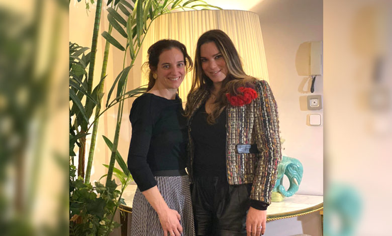 A-típica en Under The Coco Tree