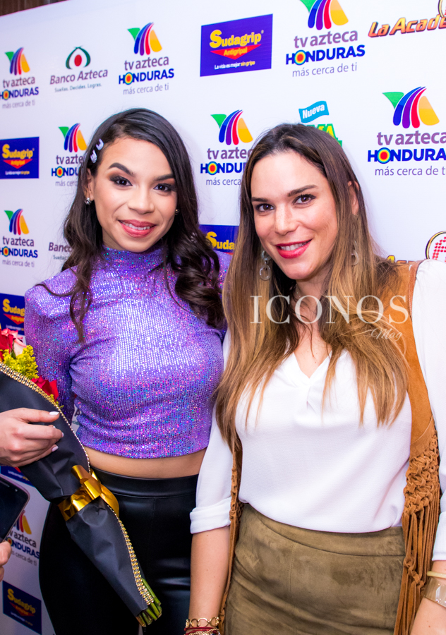 conferencia Angie Flores en Honduras