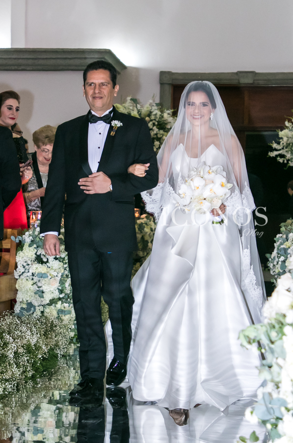 Boda religiosa de Caroll Perelló y Elías Handal