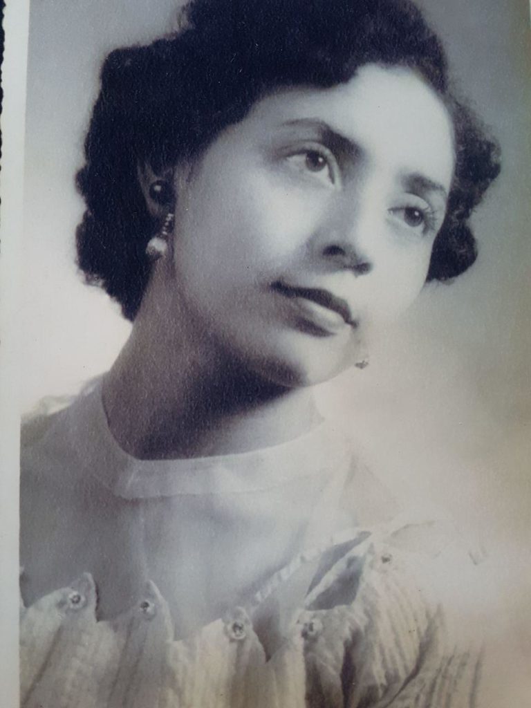 Fallece la dama Rosa Adilia Hernández