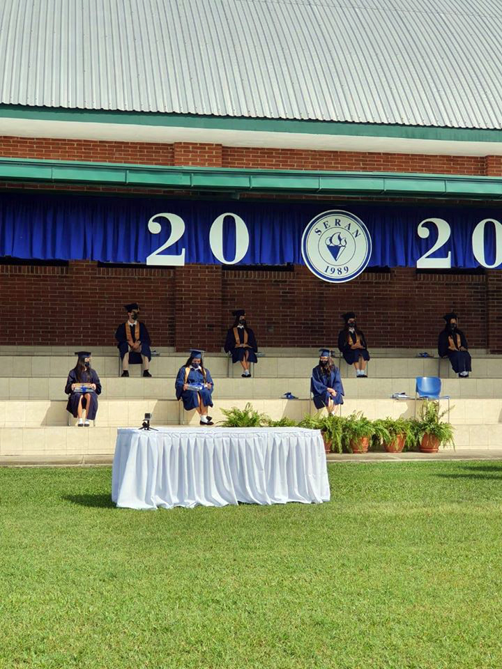 Seran School graduación 2020