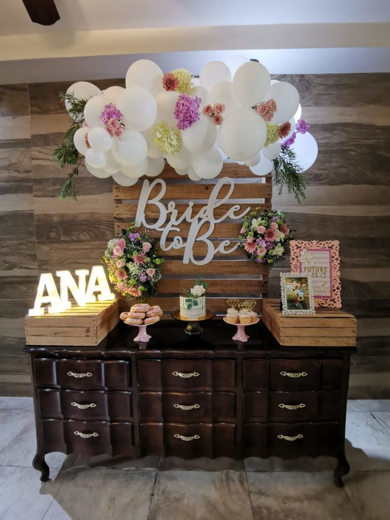 Despedida de soltera para Ana Karina Reyes Alvarado