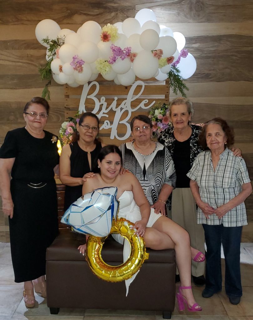 Despedida de soltera para Ana Karina Reyes Alvarado