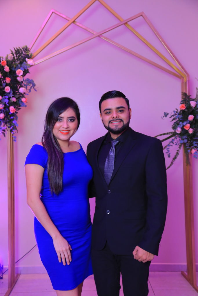 La fiesta de Grethel María Mena Sánchez