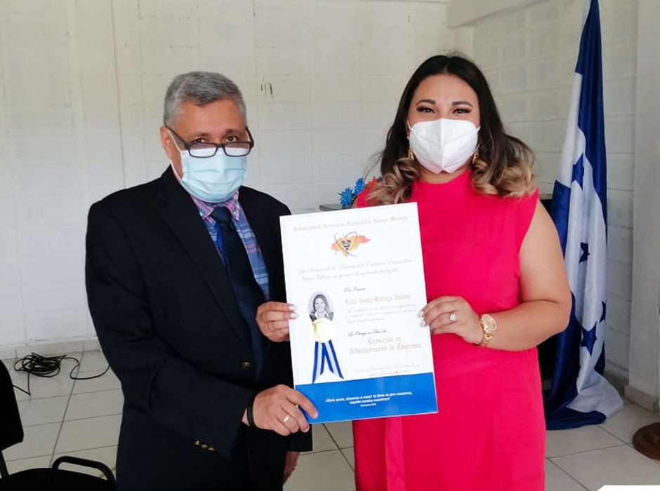 Graduaciones UCENM 2020 San Lorenzo