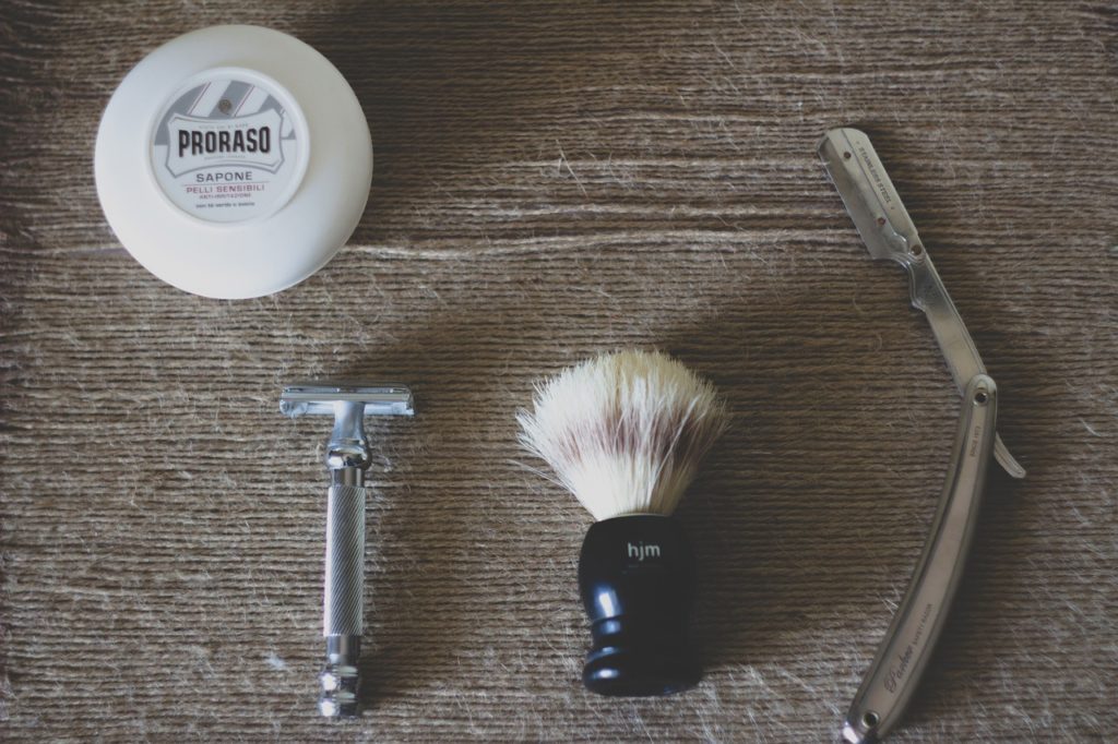 Rasurar la barba