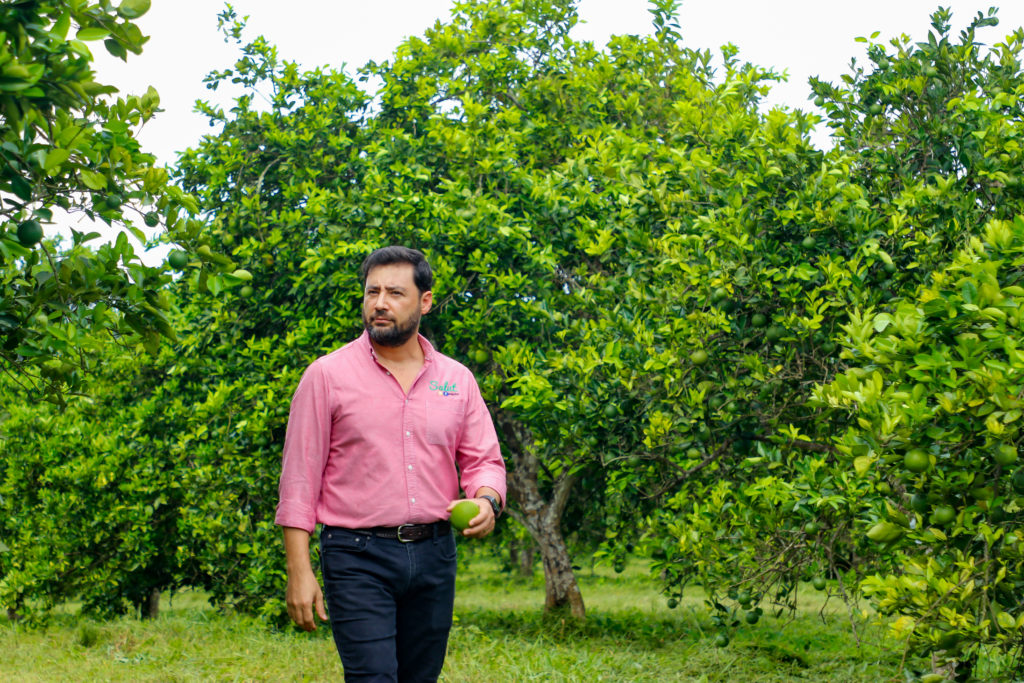 Revista Summa René Bendaña jugos Salut