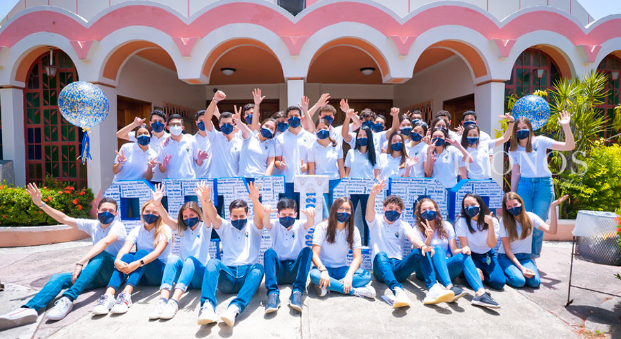 Misa acción de gracias Seniors 2021 escuela Seran