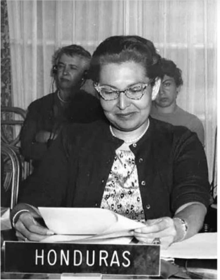 Alba Alonso de Quesada fallece la primera abogada de Honduras