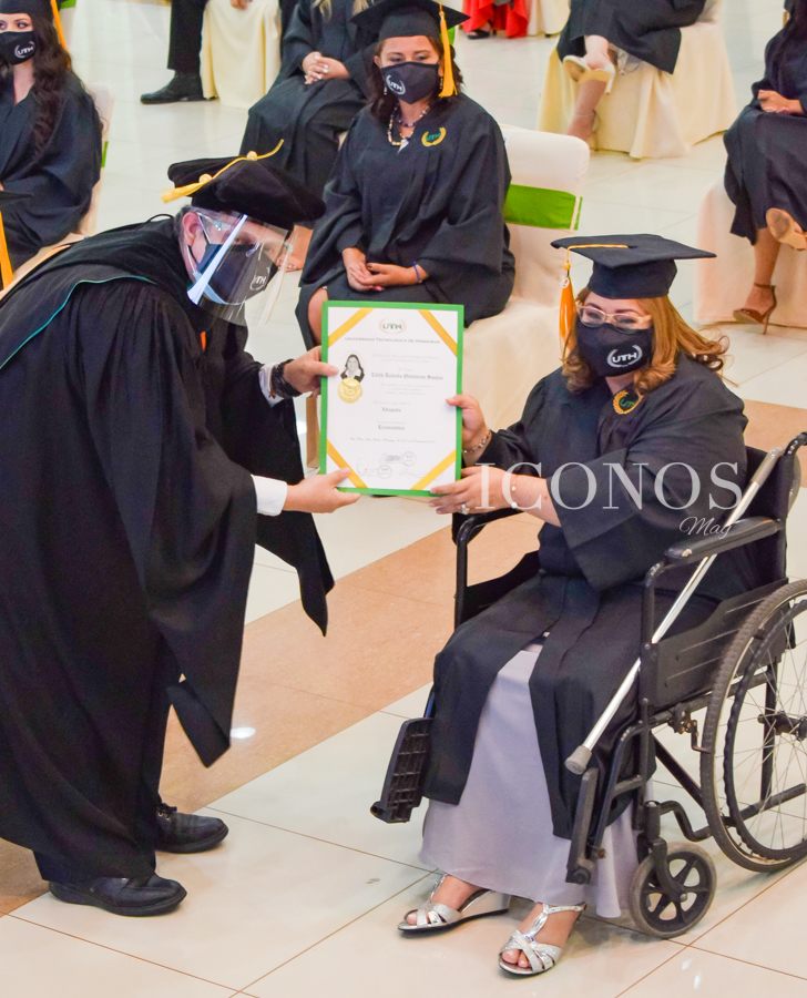 Universitarios con retos especiales 