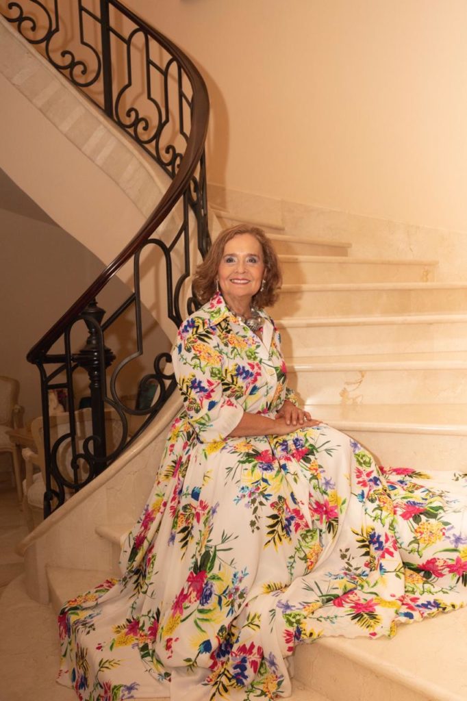 Lourdes Peña de Guillén 